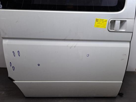 nissan Elgrand May 2005 RIGHT REAR DOOR 