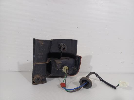 nissan Elgrand May 2005 LEFT TAILLIGHT 