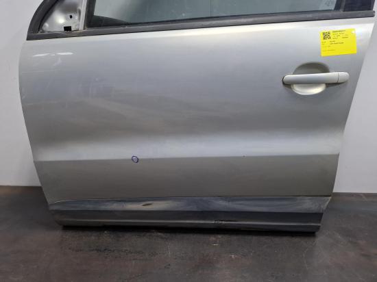 volkswagen tiguan Left Front Door 