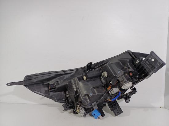 subaru forester ;LEFT HEADLAMP 