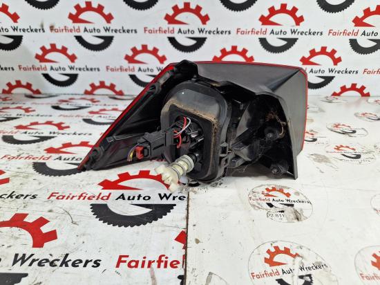 volkswagen golf RIGHT TAILLIGHT 