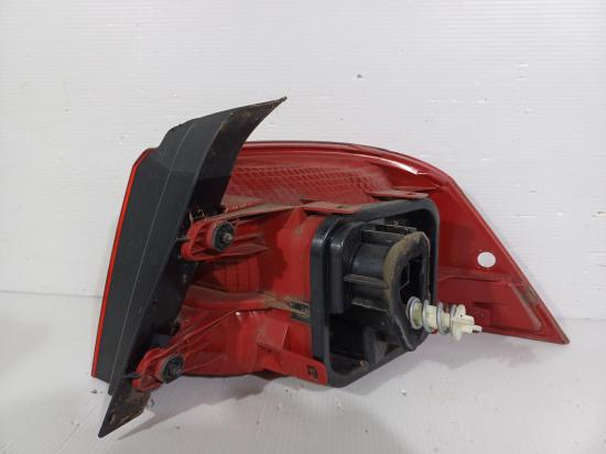 volkswagen Passat 3C Jun 2013 LEFT TAILLIGHT 