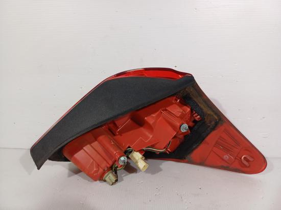 toyota rav4 LEFT TAILLIGHT 