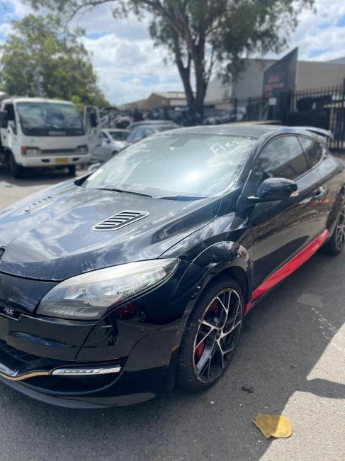 renault Megane RS 265 CUP May 2013 Parts & Wrecking