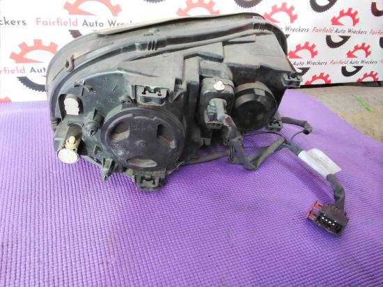 volvo x90 LEFT HEADLAMP 