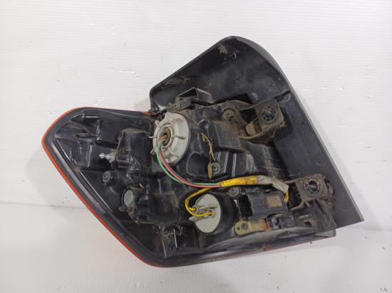 kia Carnival YP Dec 2015 RIGHT TAILLIGHT 