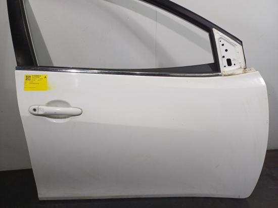 nissan pulsar RIGHT FRONT DOOR 
