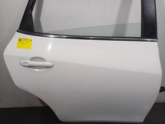 nissan pulsar RIGHT REAR DOOR 