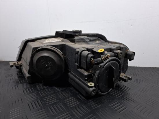 audi A3 RIGHT HEADLAMP 