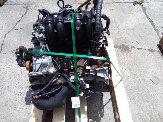 toyota Hilux TGN16R WORKMATE Apr 2010 Engine Motor 