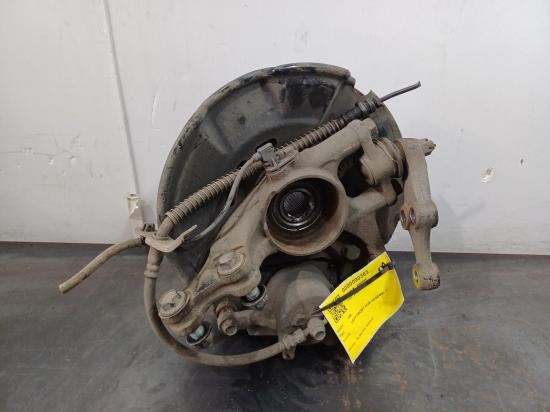 hyundai I30 FD Dec 2009 LEFT FROTN HUB ASSEMBLY 