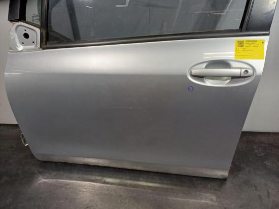 toyota Yaris NCP91R Feb LEFT FRONT DOOR 