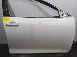 Toyota Camry AVV50R image 1