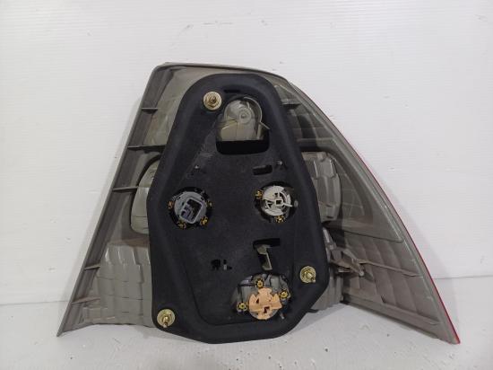 toyota Corolla ZZE122R LEFT TAILLIGHT 