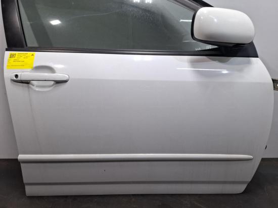 toyota Corolla ZZE122R RIGHT FRONT DOOR 