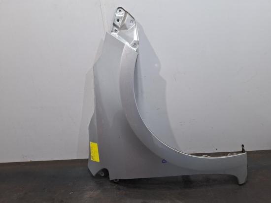 toyota Corolla ZRE172R Dec 2016 RIGHT GUARD 
