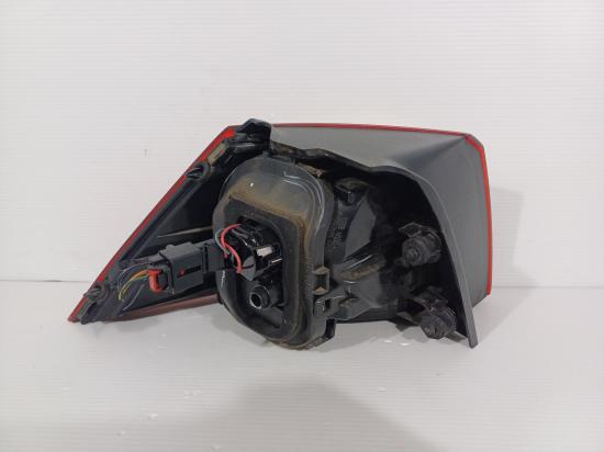 volkswagen Golf RIGHT TAILLIGHT 