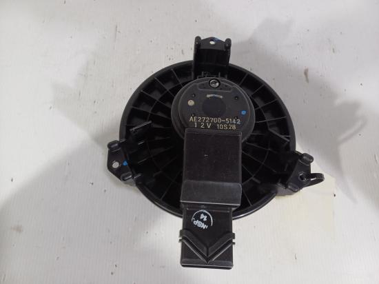 toyota Corolla ZRE172R Dec 2016 HEATER FAN MOTOR 