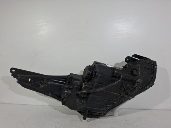 hyundai Veloster Apr 2013 LEFT HEADLAMP 