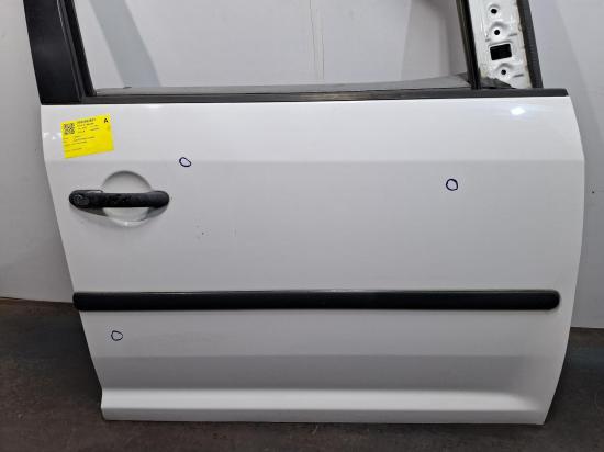 volkswagen Caddy Apr 2007 RIGHT FRONT DOOR 