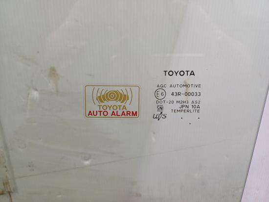 toyota Hiace GDH300R Jul 2020 LEFT FRONT DOOR WINDOW 