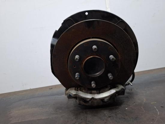 toyota Hiace GDH300R Jul 2020 LEFT FRONT HUB ASSEMLBLY 