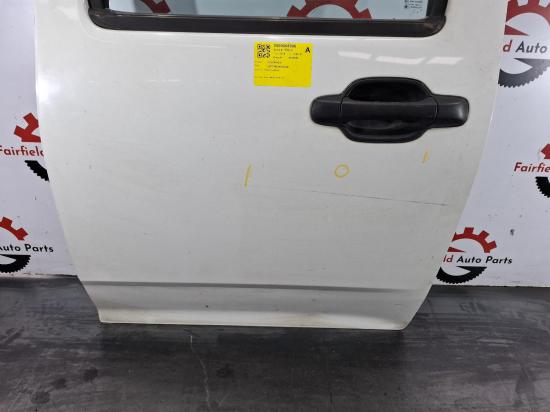 holden Colorado 2010 LEFT REAR DOOR 