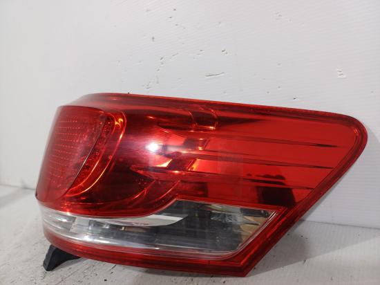 toyota Aurion GSV40R May 2010 RIGHT TAILLIGHT 