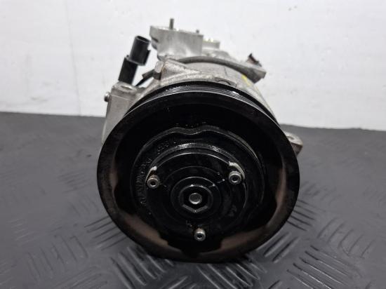 kia Sorento A/C COMPRESSOR 