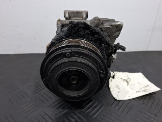 toyota Kluger A/C COMPRESSOR 
