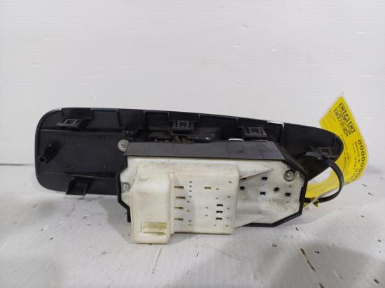 toyota Corolla ZRE152R Apr 2007 Power Window Switch 