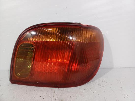 toyota Aurion NCP10R Feb 2005 RIGHT TAILLIGHT 