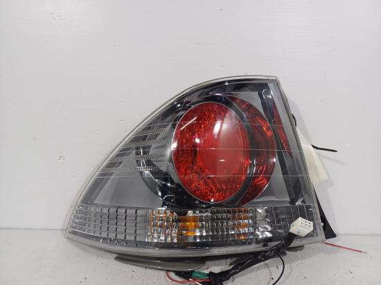 lexus Is200/is300 Apr 2005 LEFT TALLIGHT 