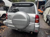 2004 Toyota Rav4 image 1