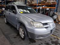2007 Mitsubishi Outlander ZF image 1