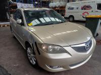 2005 Mazda 3 BK image 1