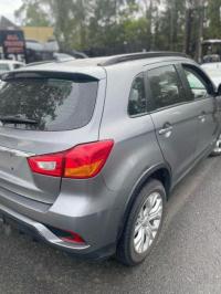 2019 Mitsubishi Asx image 1