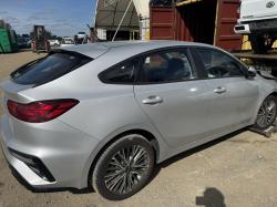 2024 Kia Cerato image 1