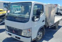 2012 Mitsubishi Fuso image 1