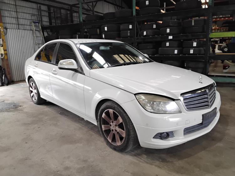 mercedes benz C200 KOMPRESSOR CLASSIC Feb 2008 Parts & Wrecking