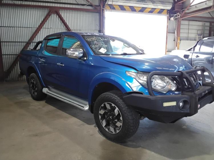 mitsubishi Triton EXCEED Dec 2017 Parts & Wrecking