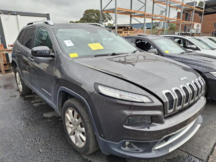 jeep Grand Cherokee LIMITED 4X4 May 2015 Parts & Wrecking