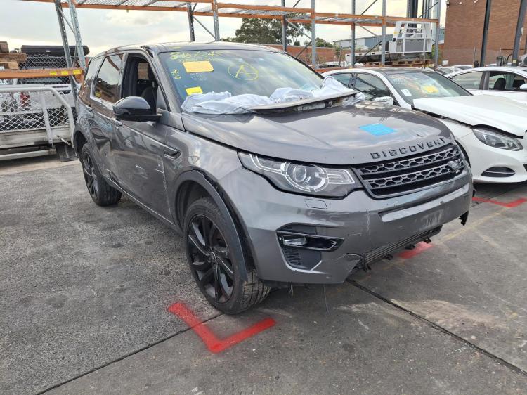 land rover Discovery SI4 SE Jan 2016 Parts & Wrecking
