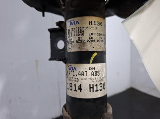 kia Rio YB Jun 2017 RIGHT FRONT STRUT 