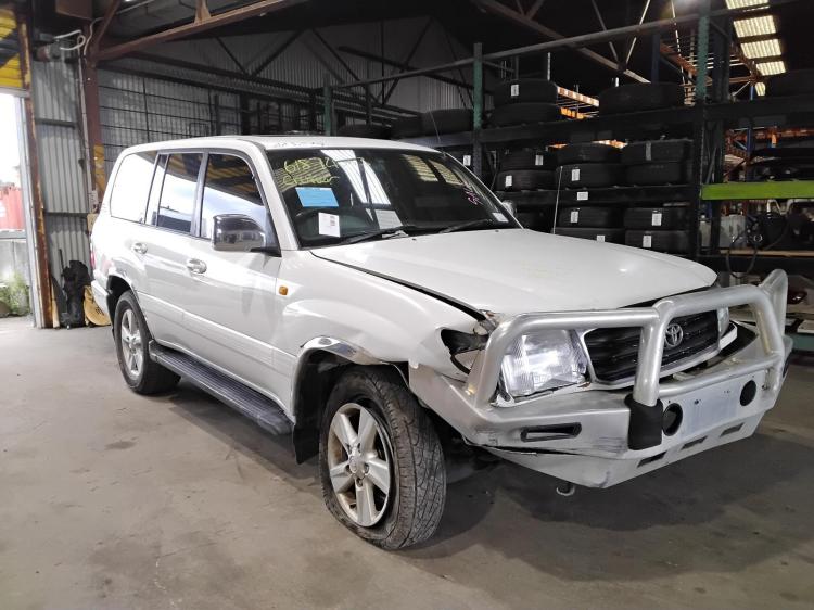toyota Landcruiser GXV Feb 1998 Parts & Wrecking