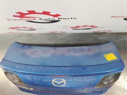 2004 Mazda 3 image 1