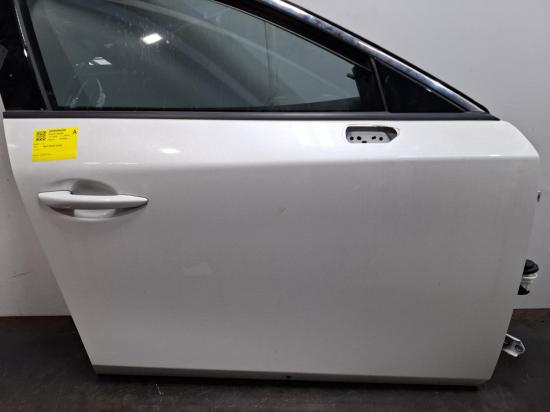 mazda 3 Jul 2019 RIGHT FRONT DOOR 