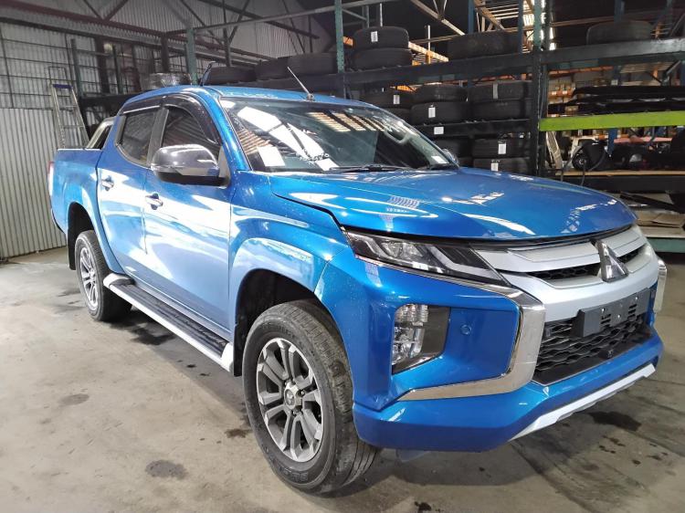 mitsubishi Trition GLS 4X4 Apr 2019 Parts & Wrecking
