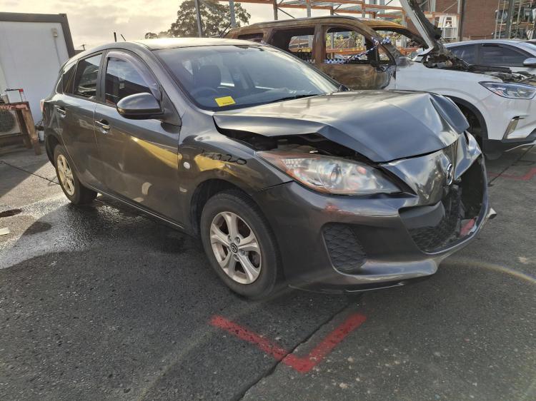 mazda 3 NEO Jul 2014 Parts & Wrecking