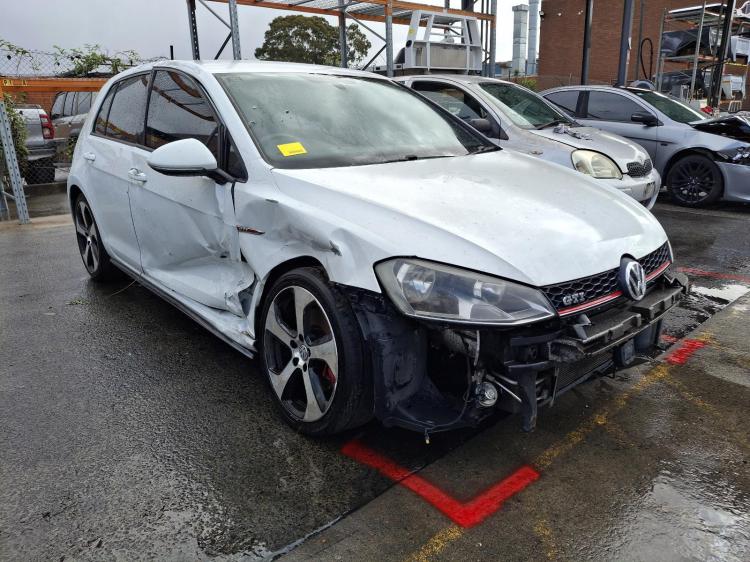 volkswagen Golf GTI May 2014 Parts & Wrecking